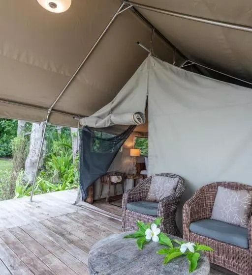 چادر با خدمات رفاهی استاندارد, Ratua Private Island Resort