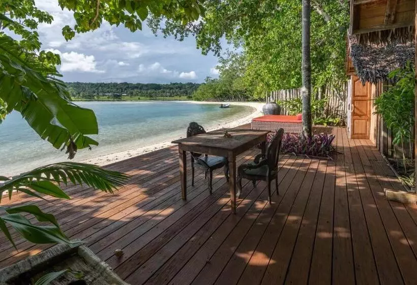 ویلای 1 خوابه با چشمانداز دریا, Ratua Private Island Resort