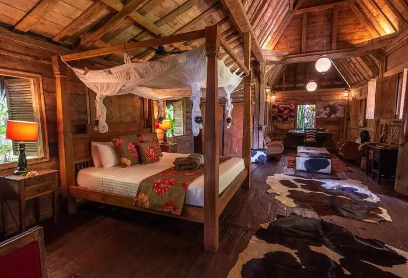 ویلای 1 خوابه با چشمانداز دریا, Ratua Private Island Resort