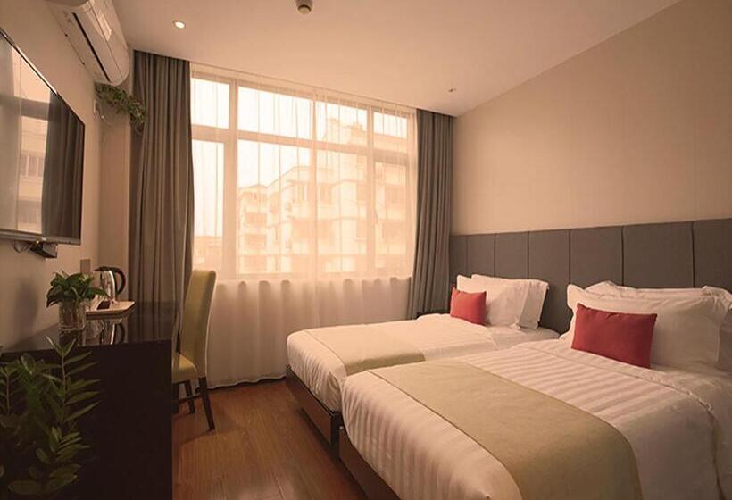 스탠다드 룸, Shanghai Joyful Star Hotel Free Shuttle Bus To Pudong Airport And Disney