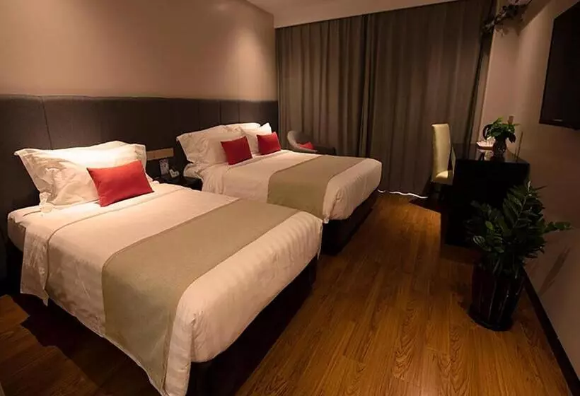 اتاق خانوادگی, Shanghai Joyful Star Hotel