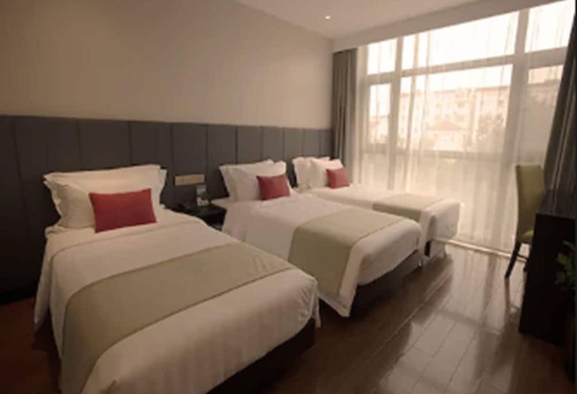 스탠다드 트리플 룸, Shanghai Joyful Star Hotel Free Shuttle Bus To Pudong Airport And Disney