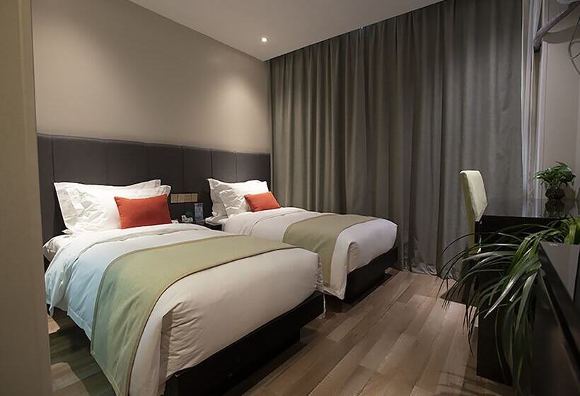 标准间, Shanghai Joyful Star Hotel Free Shuttle Bus To Pudong Airport And Disney