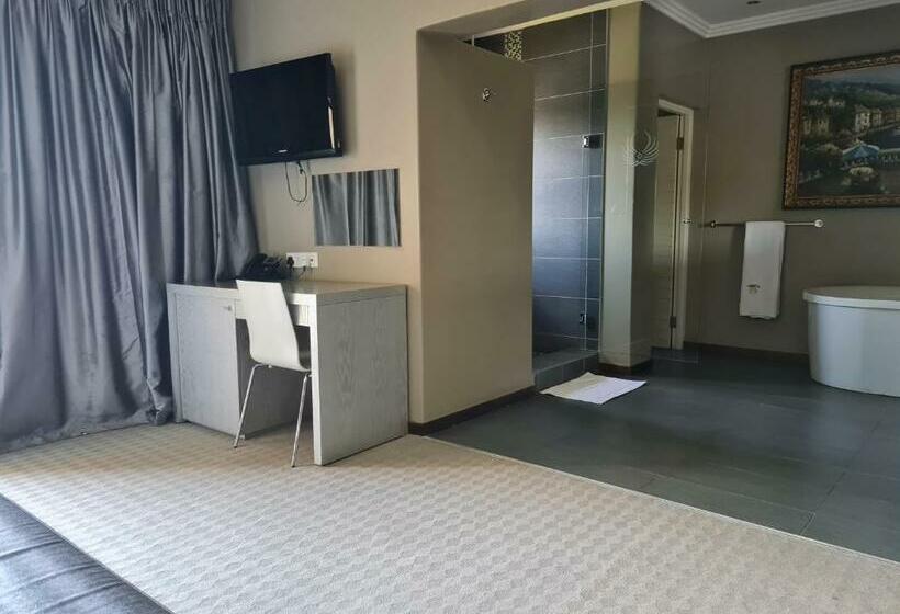 Номер Стандарт Вид на Сад, St Andrews Hotel And Spa