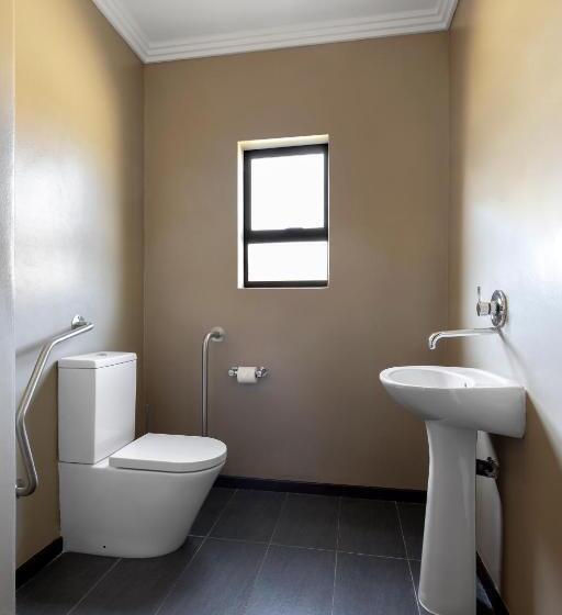 Quarto Estandar para Deficientes Físicos, St Andrews Hotel And Spa