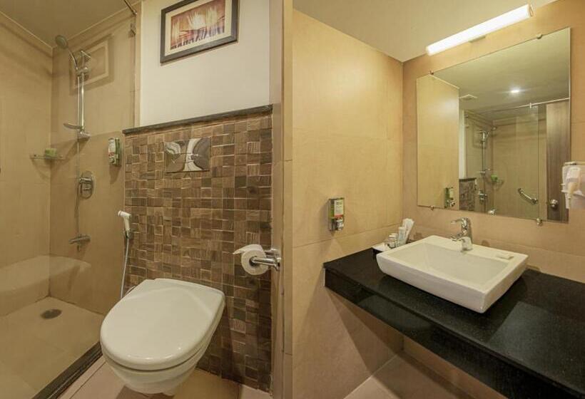 Premium room w/ mountain view, Sterling Mussoorie