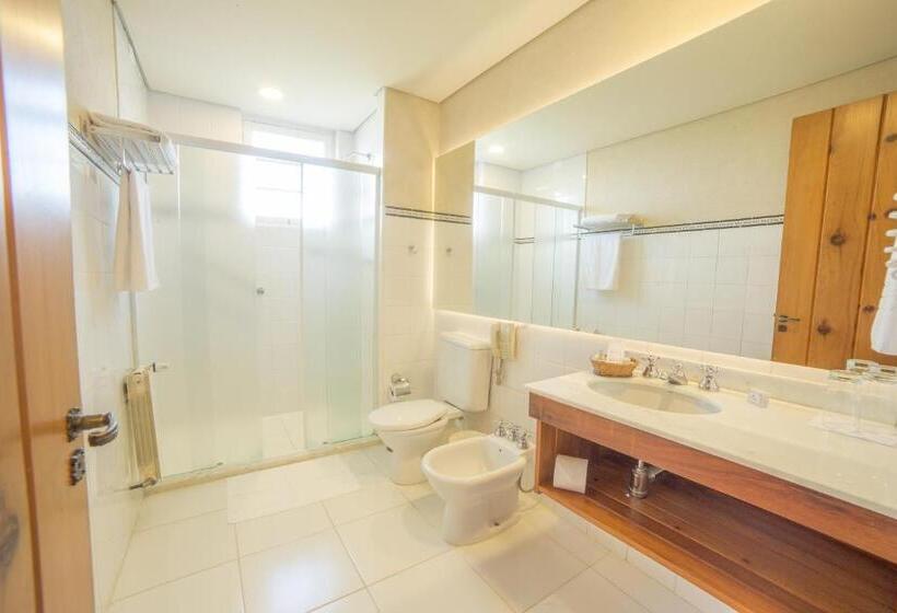 Superior Kamer, Toriba