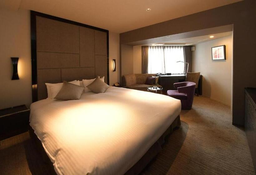 Номер Стандарт, Trusty Nagoya Shirakawa