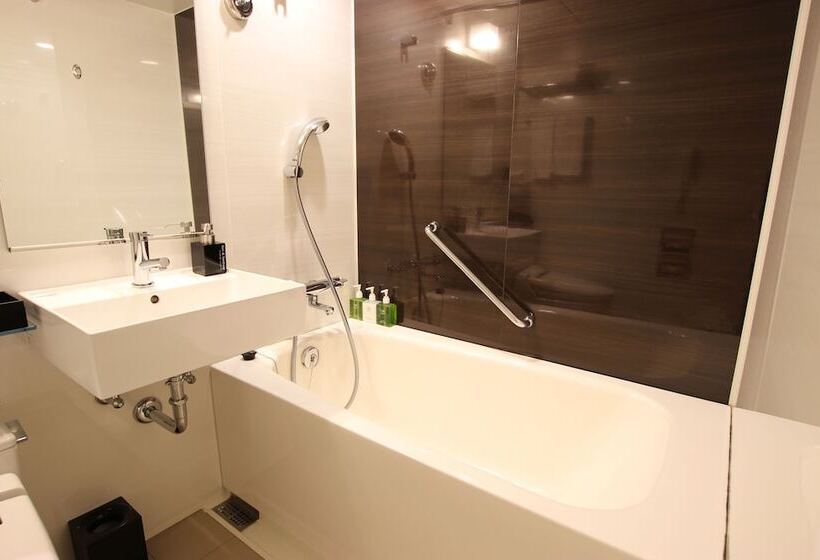 Номер Стандарт Индивидуальный, Trusty Nagoya Shirakawa