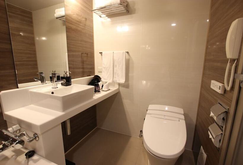 Номер Стандарт Индивидуальный, Trusty Nagoya Shirakawa