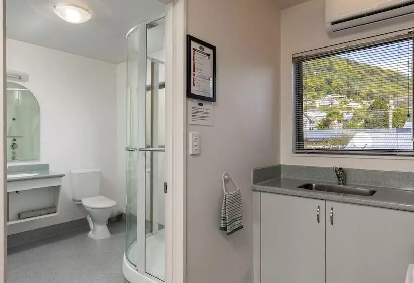Executive-studio, Jasmine Court Motel