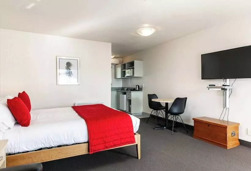 Executive-studio, Jasmine Court Motel