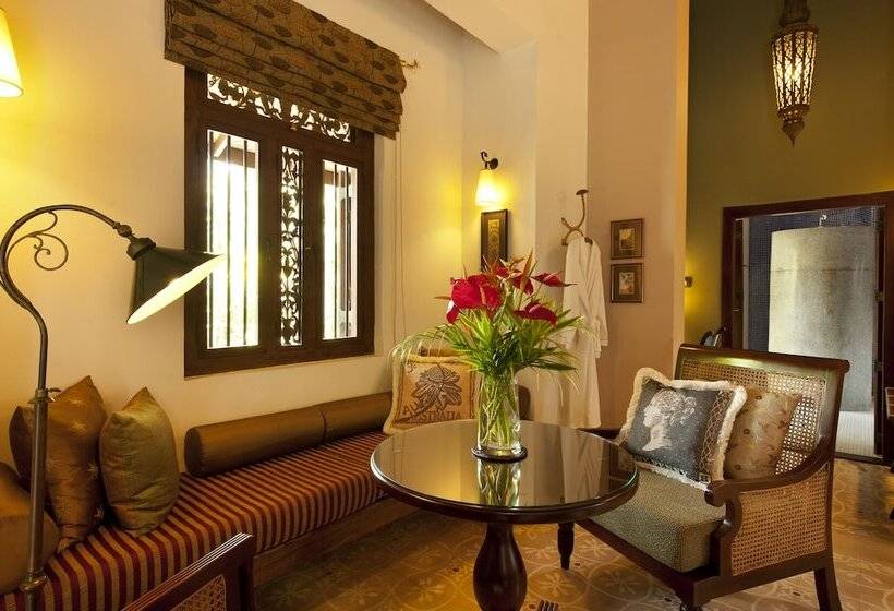 سوییت, Reef Villa