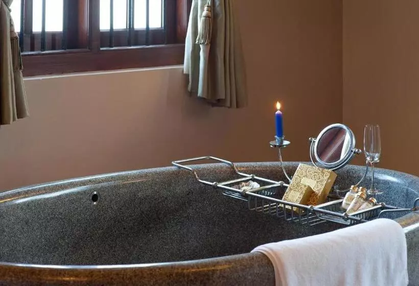 スイート, Reef Villa