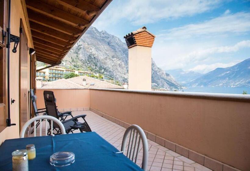 اتاق خانوادگی, Guesthouse Villa Tamas