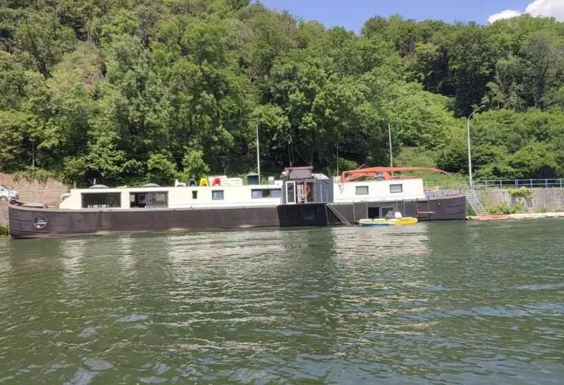 テラス付きスタンダードルーム, Péniche Graziella