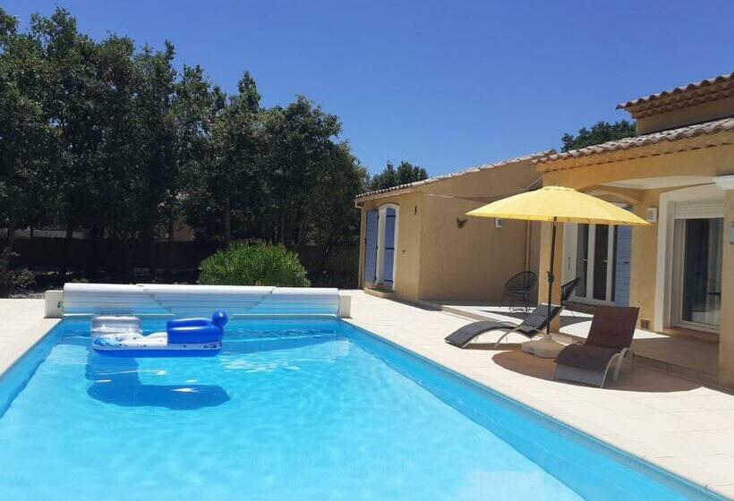 Номер Стандарт Вид на Бассейн, Chambres D Hãƒæ’ã‚â´tes Dans Authentique Mas Avec Piscine En Provence