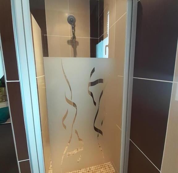 스탠다드 룸 풀장 전망, Chambres D Hãƒæ’ã‚â´tes Dans Authentique Mas Avec Piscine En Provence