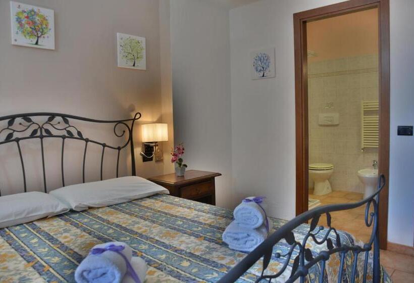 스탠다드 발코니 룸, Villa Paradiso