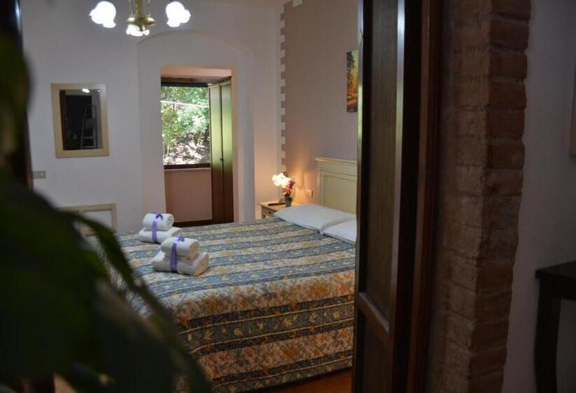 베이직 3인 룸, Villa Paradiso