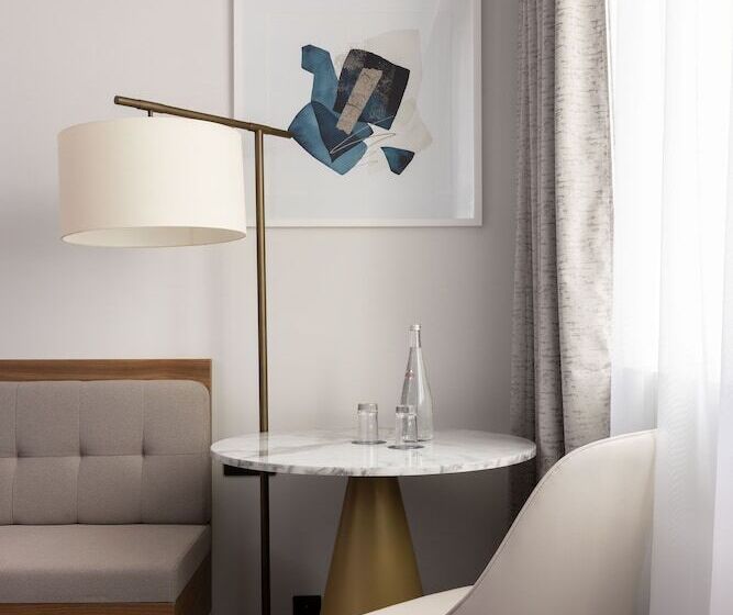 デラックスルーム, Sheraton Nice Airport