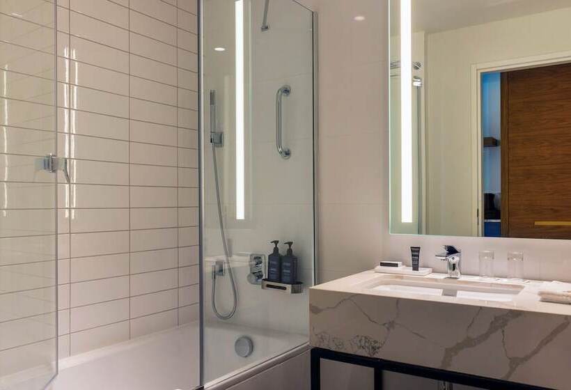 デラックスルーム, Sheraton Nice Airport