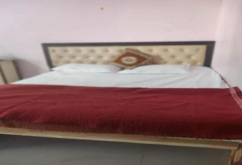 اتاق استاندارد سه نفره, Spot On Sunrise Inn