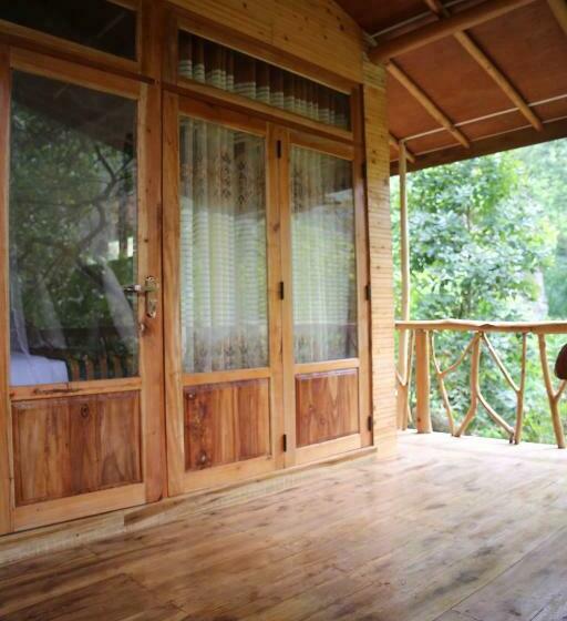 کلبه ییلاقی سوپریور یک خوابه, Eco Village