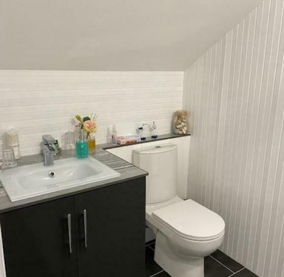 带大床的标准间, Seaview B&b