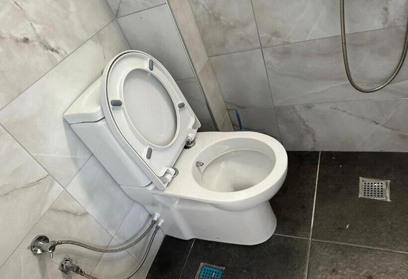 اتاق استاندارد چهار تخته, Nr1