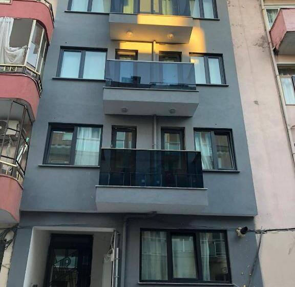 شقة غرفة نوم واحدة مزودة بشُرفة, Nr1