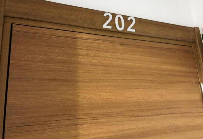 شقة غرفة نوم واحدة مزودة بشُرفة, Nr1