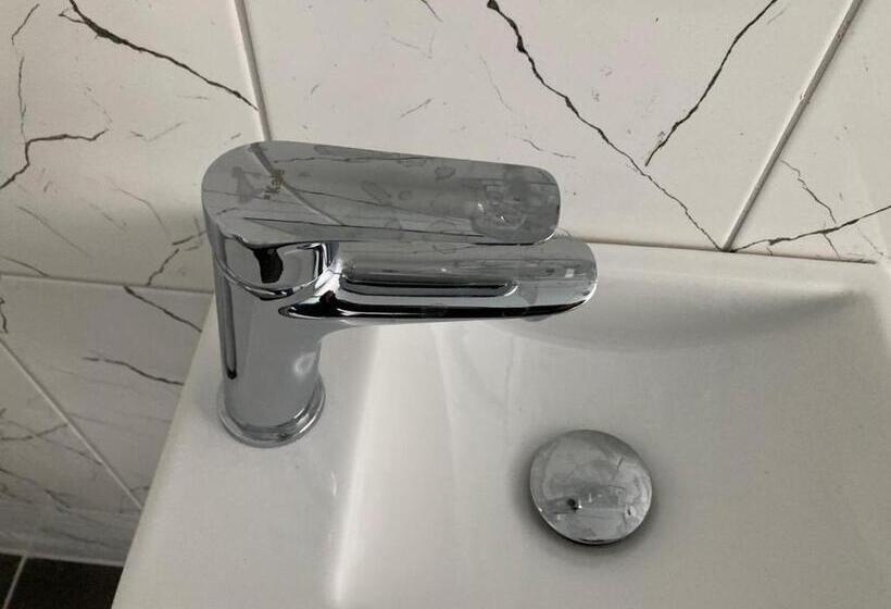 شقة غرفة نوم واحدة مزودة بشُرفة, Nr1