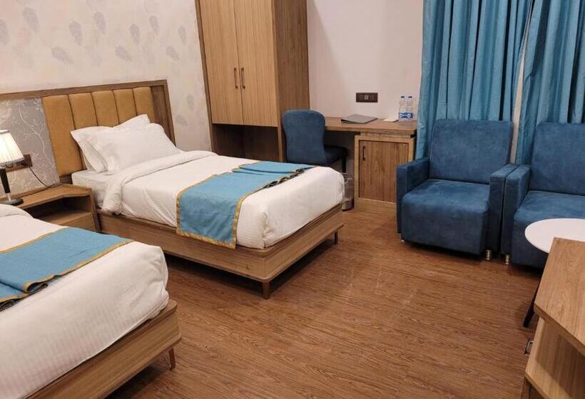 اتاق لوکس, Prime Land