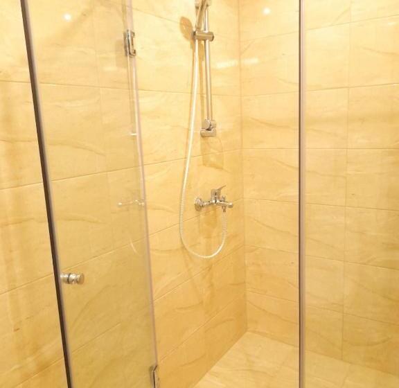 スタンダードスタジオ, Sea Dreams Apartment