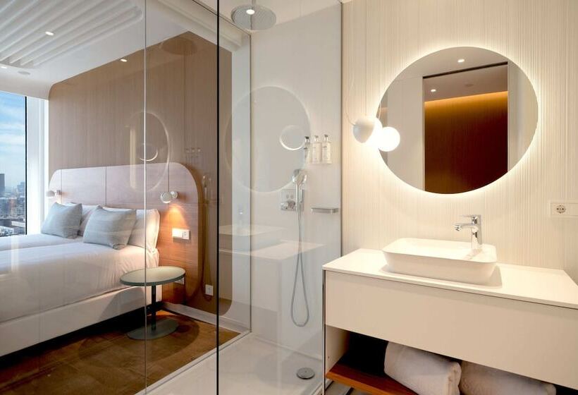 オーシャンビュースタンダードルーム, Marina Badalona