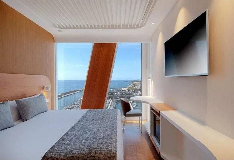 اتاق استاندارد با چشمانداز دریا, Marina Badalona