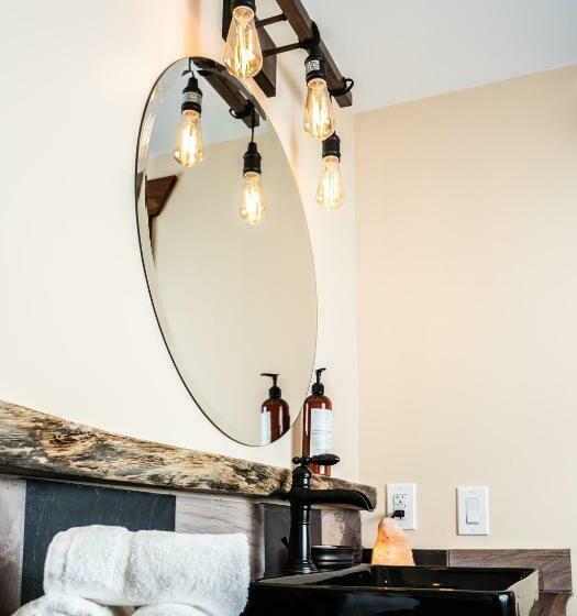 غرفة قياسية, The Horton