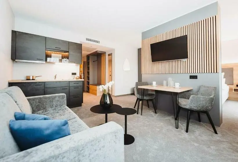 Apartamento 1 Quarto com Balcão, Vivo