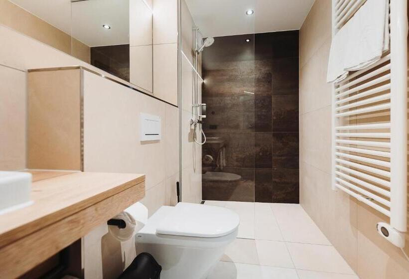 Номер Deluxe с Балконом, Vivo