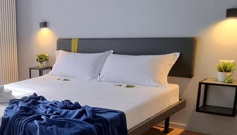 标准间, Residenza Gramsci