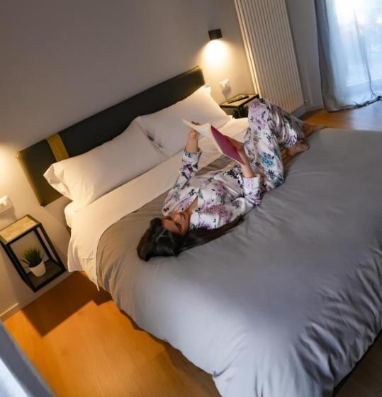 高级大房间, Residenza Gramsci