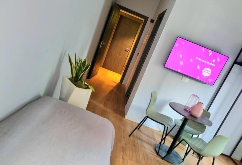 高级大房间, Residenza Gramsci