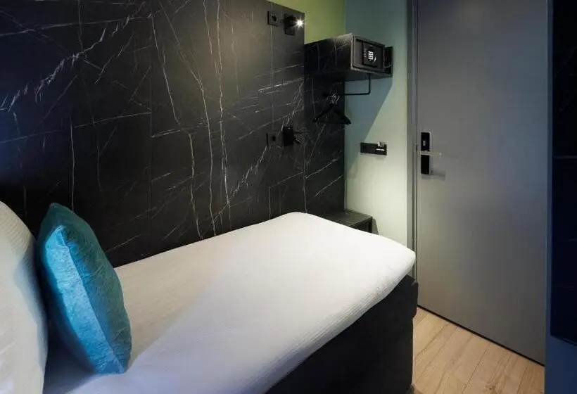 バスルーム共有のシングルスタンダード, Ciao Papa Hotel Amsterdam Central Station