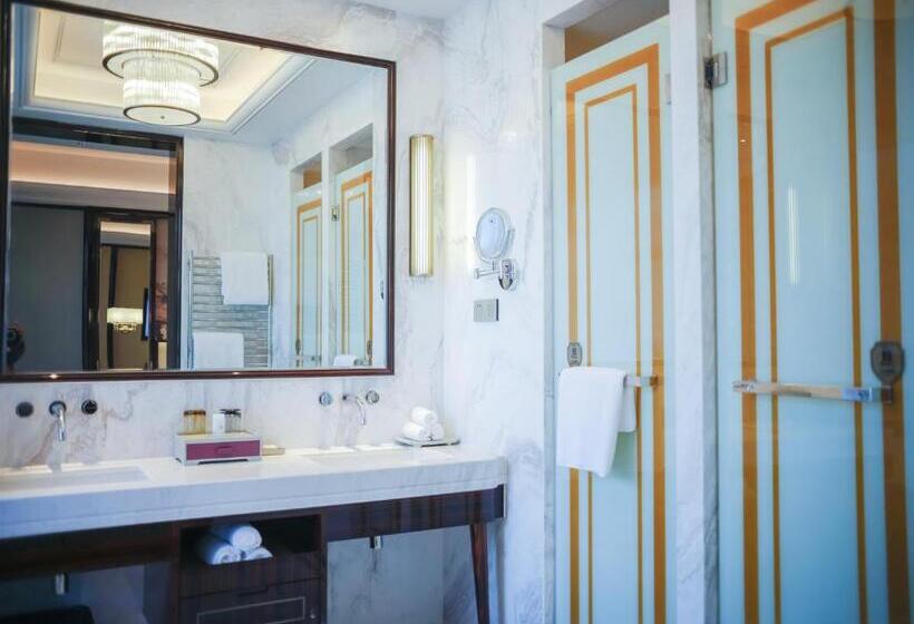 غرفة ديلوكس سرير كينج, Wyndham Grand Tongren Downtown