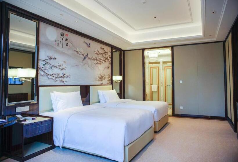 Номер Superior, Wyndham Grand Tongren Downtown