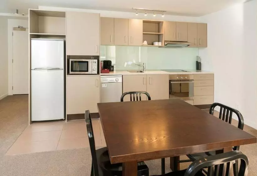 سوییت, Boulcott Suites