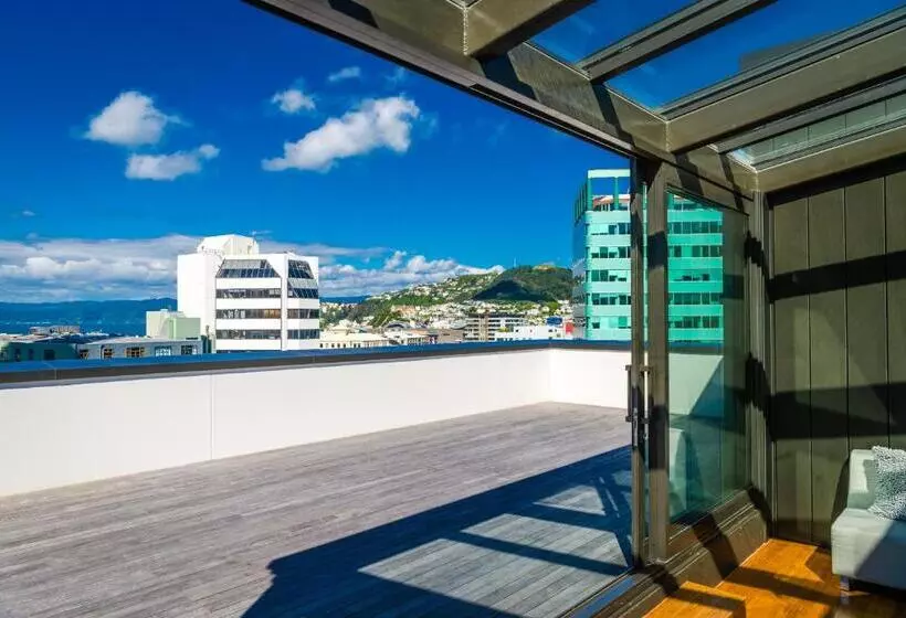 1 Bedroom Penthouse Apartment, Boulcott Suites