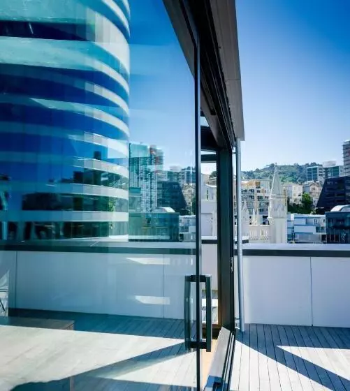 1 Bedroom Penthouse Apartment, Boulcott Suites