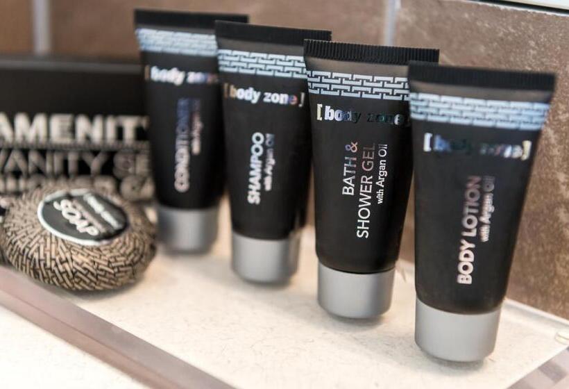 منزل غرفتين نوم, Boulcott Suites